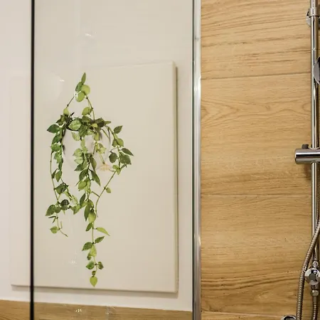 Monkey - 77 Wigury - Dostep Na Kod - Parking - Smaczna Kawa - Centrum - Blisko Piotrkowska - Galeria - Widok Na - Klimatyzacja - 7 Pietro - Fv Appartement *