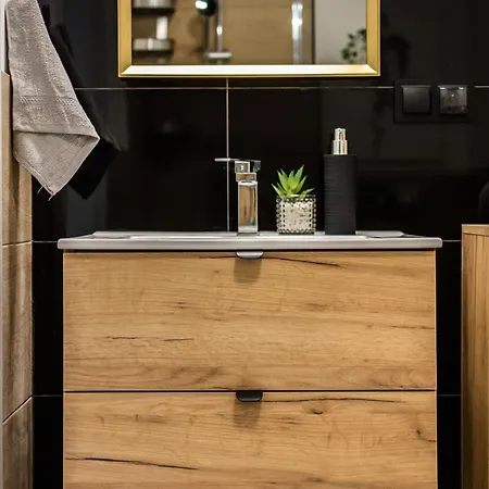 Monkey - 77 Wigury - Dostep Na Kod - Parking - Smaczna Kawa - Centrum - Blisko Piotrkowska - Galeria - Widok Na - Klimatyzacja - 7 Pietro - Fv * Łódź