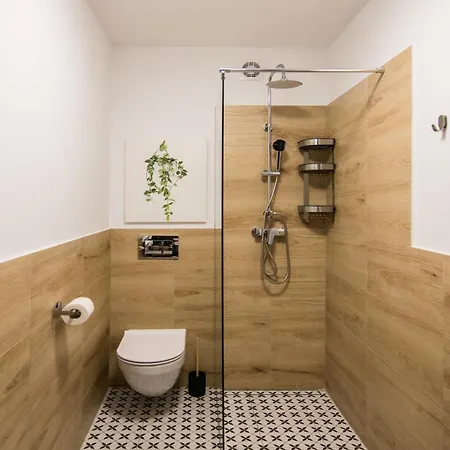 Monkey - 77 Wigury - Dostep Na Kod - Parking - Smaczna Kawa - Centrum - Blisko Piotrkowska - Galeria - Widok Na - Klimatyzacja - 7 Pietro - Fv *