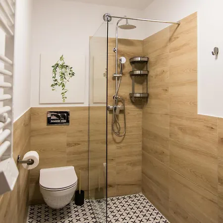 Monkey - 77 Wigury - Dostep Na Kod - Parking - Smaczna Kawa - Centrum - Blisko Piotrkowska - Galeria - Widok Na - Klimatyzacja - 7 Pietro - Fv *