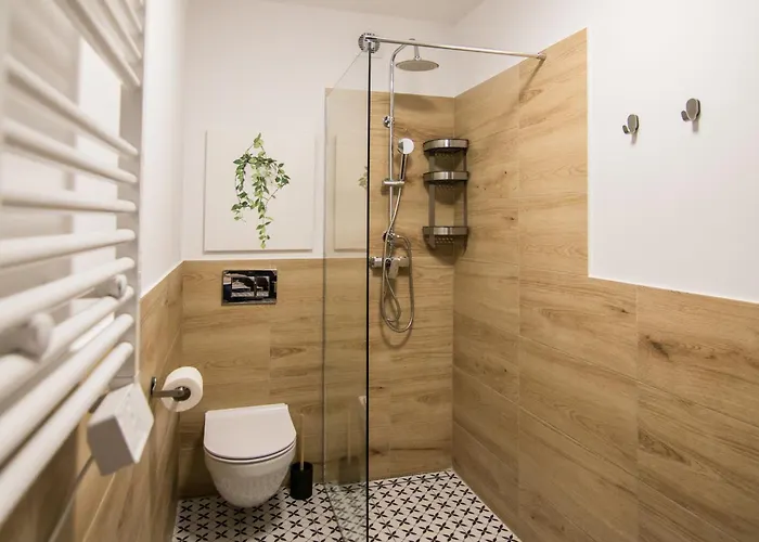 Monkey - 77 Wigury - Dostep Na Kod - Parking - Smaczna Kawa - Centrum - Blisko Piotrkowska - Galeria - Widok Na - Klimatyzacja - 7 Pietro - Fv *