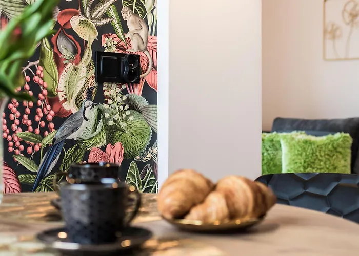 Monkey - 77 Wigury - Dostep Na Kod - Parking - Smaczna Kawa - Centrum - Blisko Piotrkowska - Galeria - Widok Na - Klimatyzacja - 7 Pietro - Fv