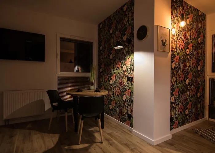 Monkey - 77 Wigury - Dostep Na Kod - Parking - Smaczna Kawa - Centrum - Blisko Piotrkowska - Galeria - Widok Na - Klimatyzacja - 7 Pietro - Fv *